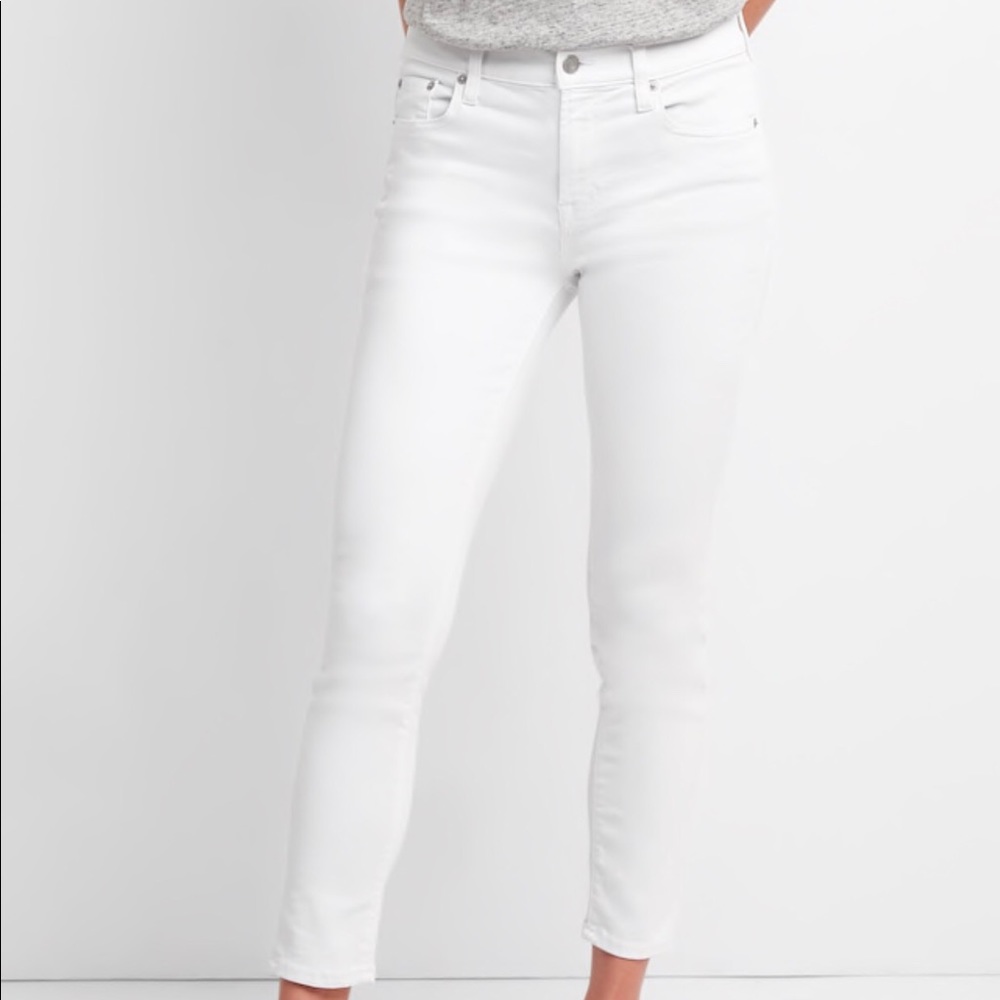 Gap True Skinny White Jeans